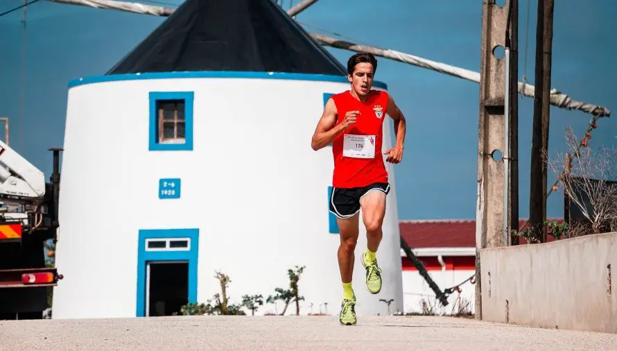 GUÍA PARA CORRER MÁS RÁPIDO. Ideas eficaces para corredores principiantes.