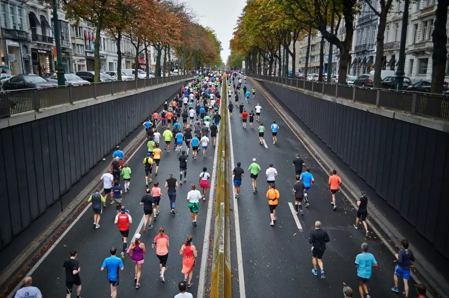 Carrera por la ciudad media maratón